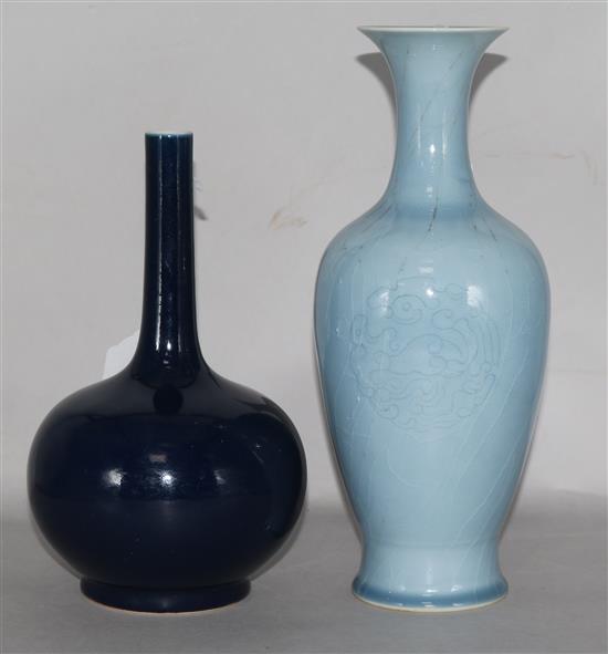 A Chinese blue & white glazed bottle vase and a Chinese claire du lune glazed vase (2)